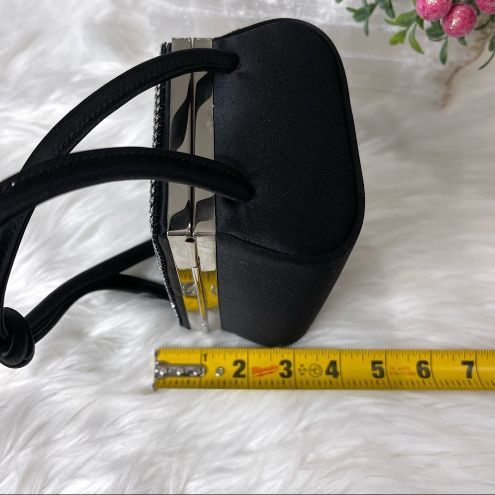 ππSOLDππLA REGALE EVENING BAG vintage UNIQUE CRYSTAL topped SQUARE shaped - Picture 11 of 14
